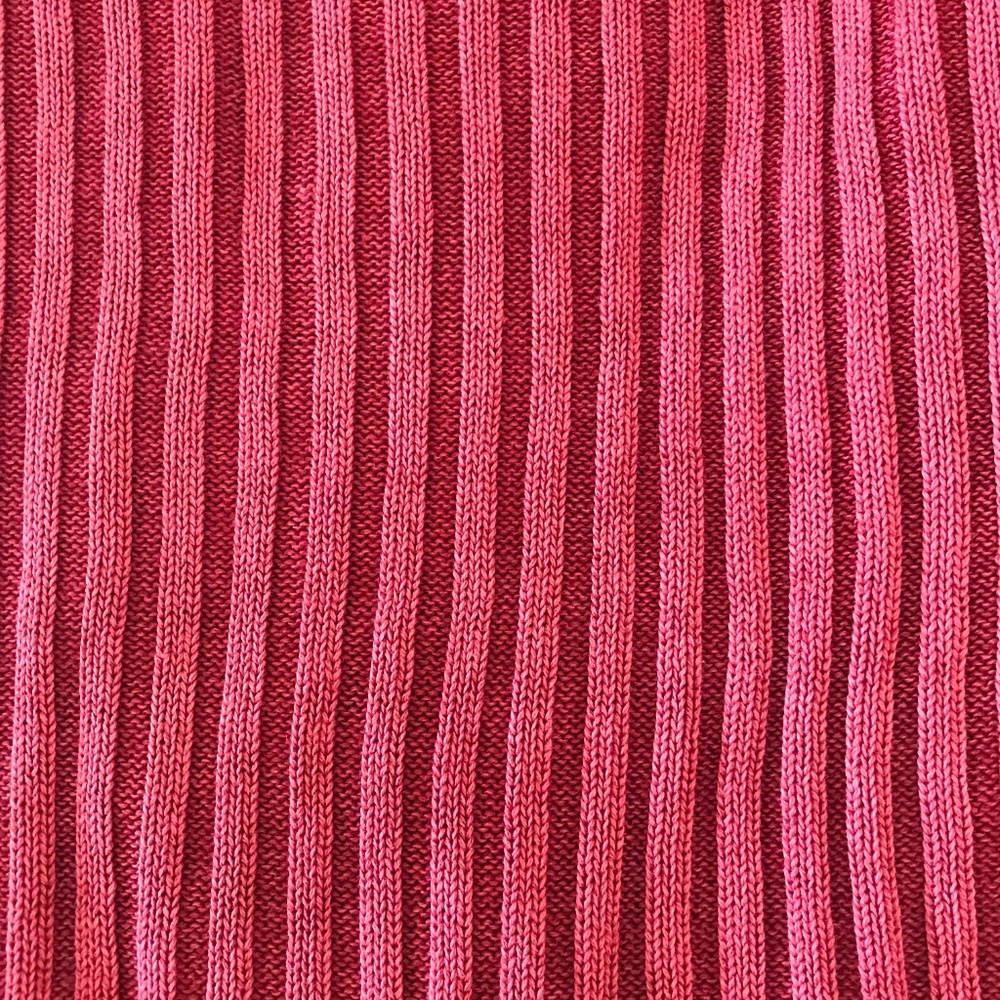 Berry Ribbed Sweater - Picture 3 of 3